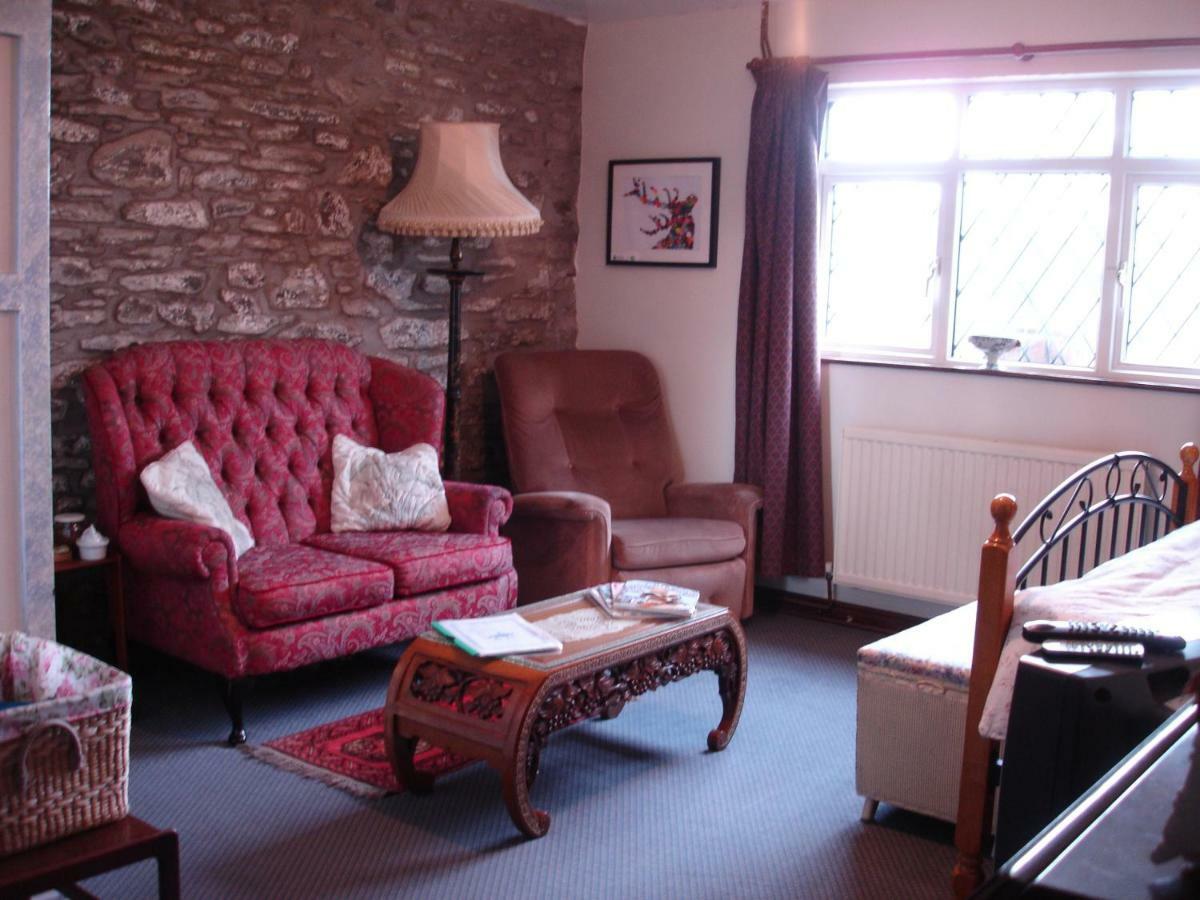 Pumpsaint Five Saints Farmhouse B&B المظهر الخارجي الصورة