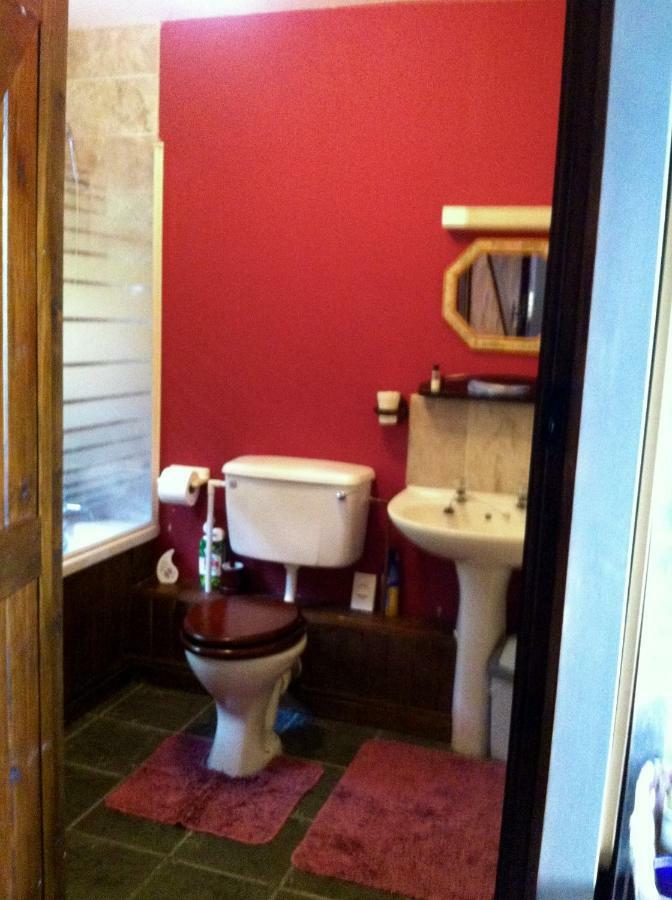 Pumpsaint Five Saints Farmhouse B&B المظهر الخارجي الصورة
